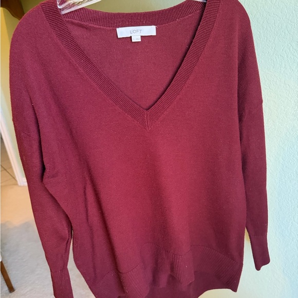 LOFT Deep Burgundy V-Neck Sweater - Picture 3 of 11